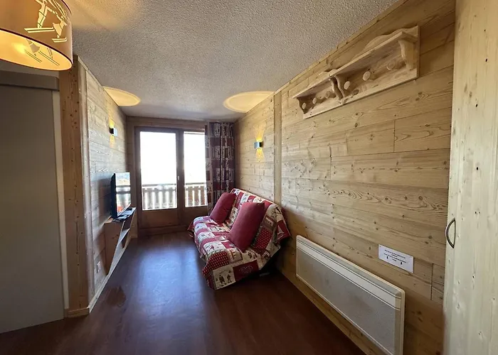 Skis Aux Pieds Avec Balcon Et Wifi Pour 6 Personnes A Plagne Soleil - Fr-1-351-275