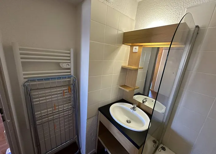 Apartman Skis Aux Pieds Avec Balcon Et Wifi Pour 6 Personnes A Plagne Soleil - Fr-1-351-275